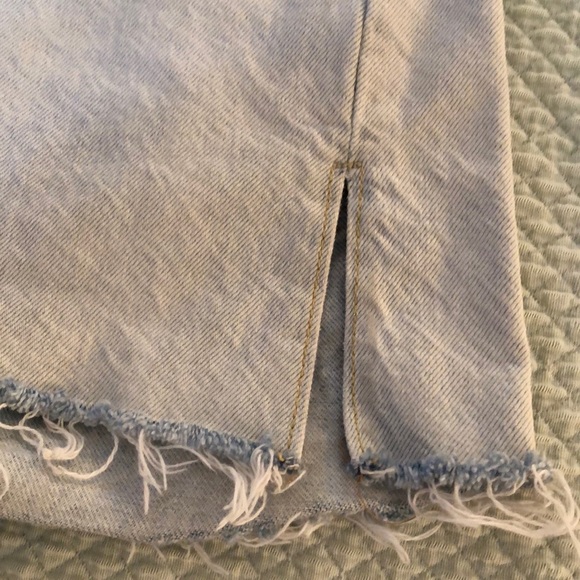 Levi’s shorts - Picture 3 of 6